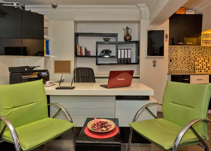 Butterfly Aparthotel 3*