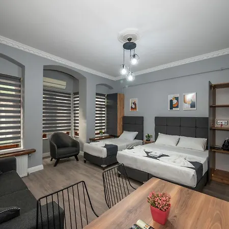 Butterfly Apart Otel 3*